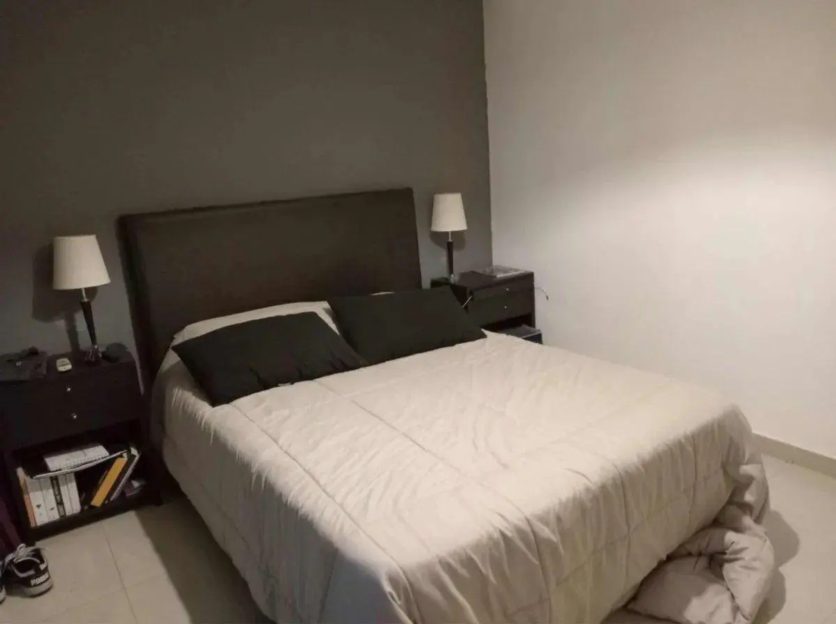 VENTA DEPARTAMENTO DE 2 AMBIENTES CON COCHERA CUBIERTA Y BALCON EN RAMOS MEJIA 8