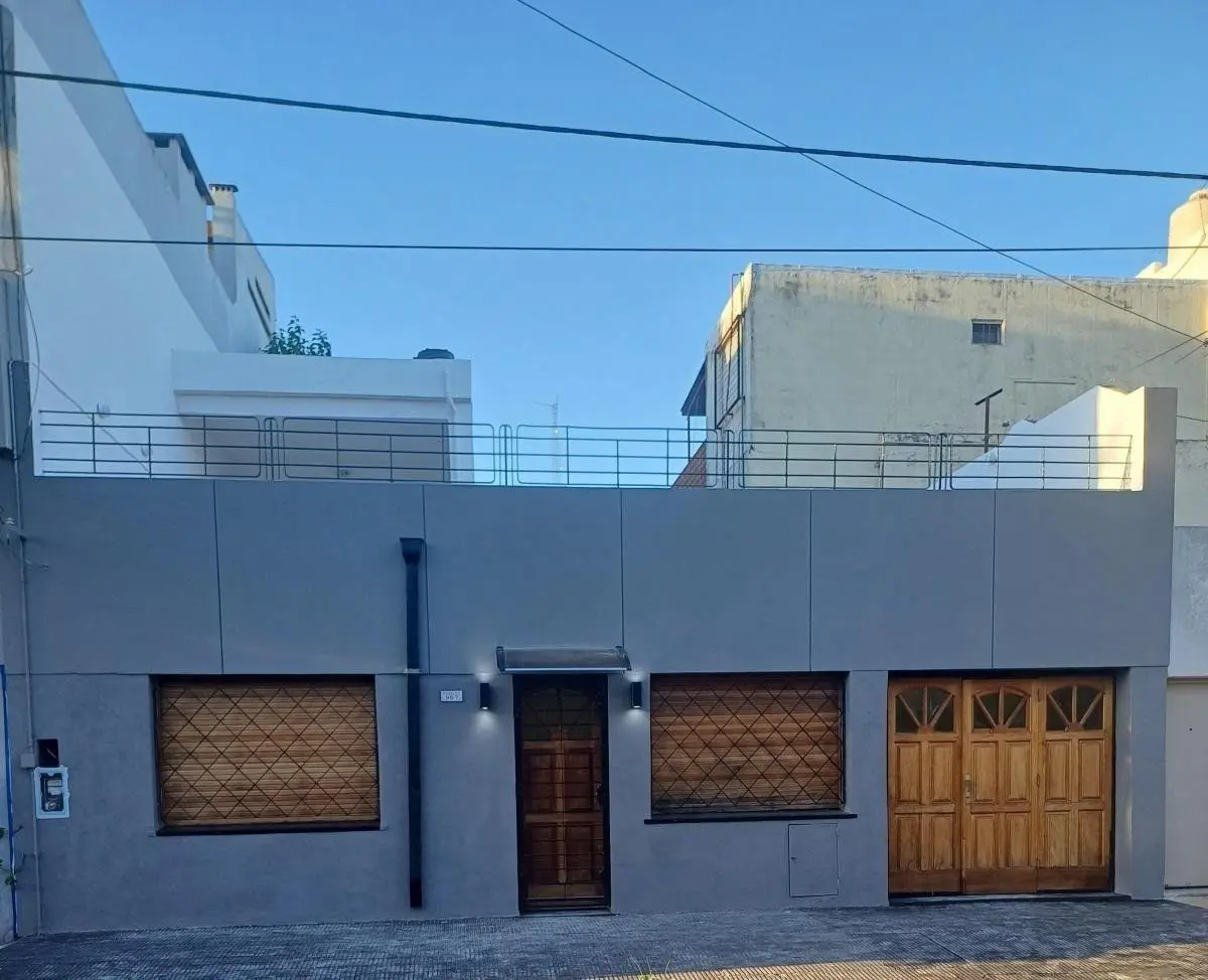 VENTA EXCELENTE PH 3 AMB AL FRENTE CON TERRAZA Y COCHERA EN RAMOS MEJIA 2