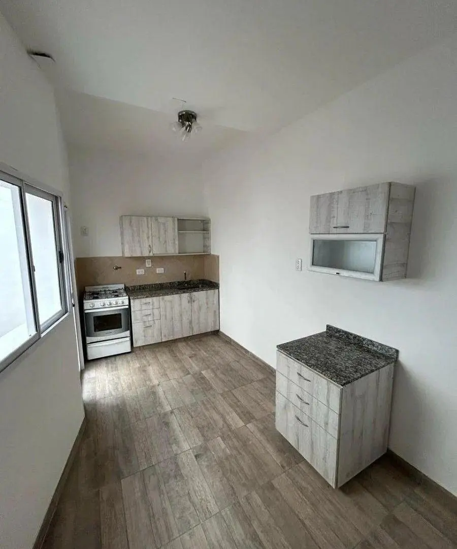 VENTA EXCELENTE PH 3 AMB AL FRENTE CON TERRAZA Y COCHERA EN RAMOS MEJIA 3