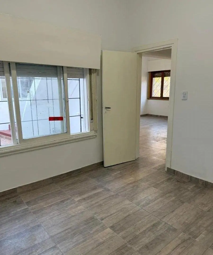 VENTA EXCELENTE PH 3 AMB AL FRENTE CON TERRAZA Y COCHERA EN RAMOS MEJIA 4