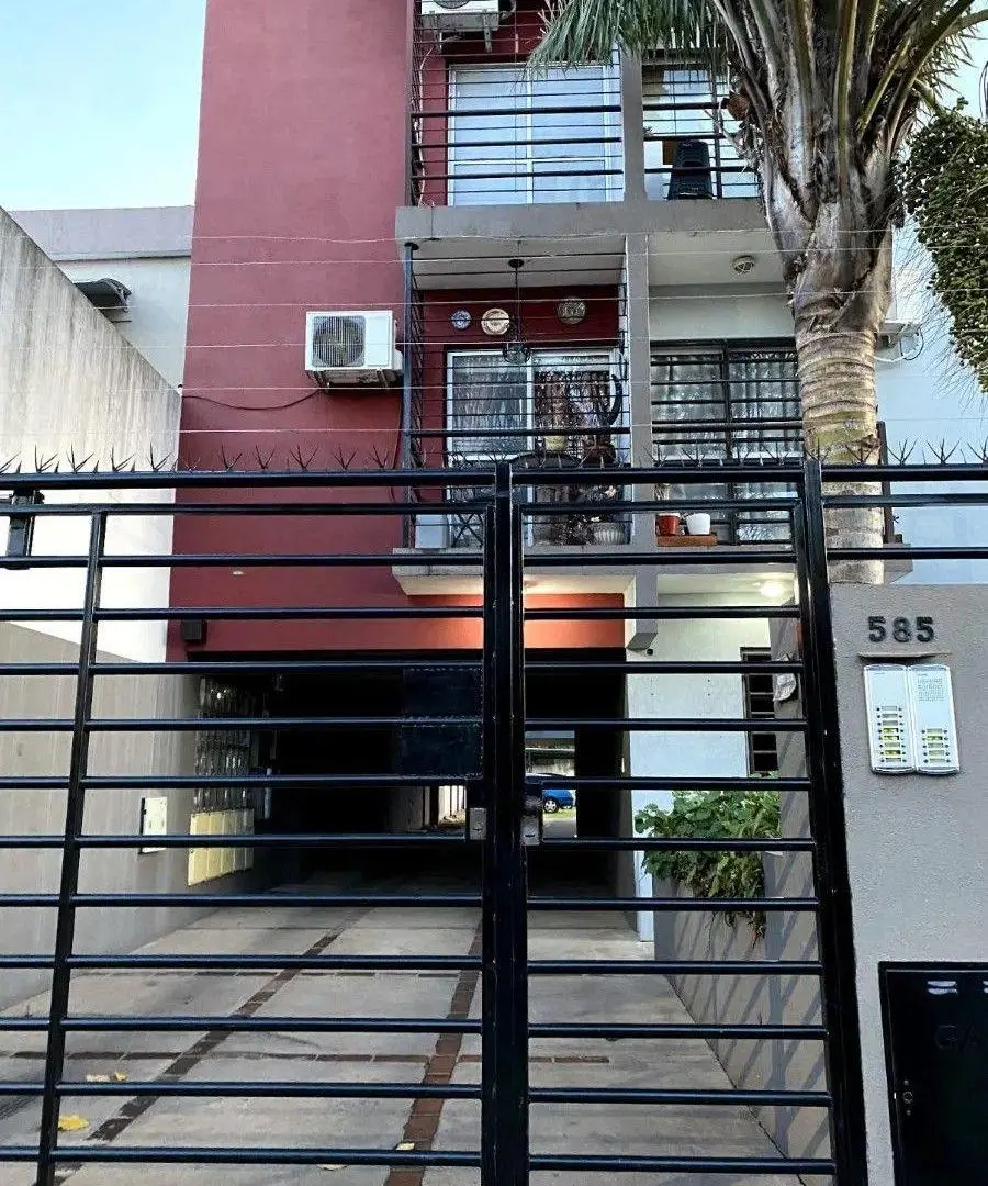 Departamento en venta en Morón 2