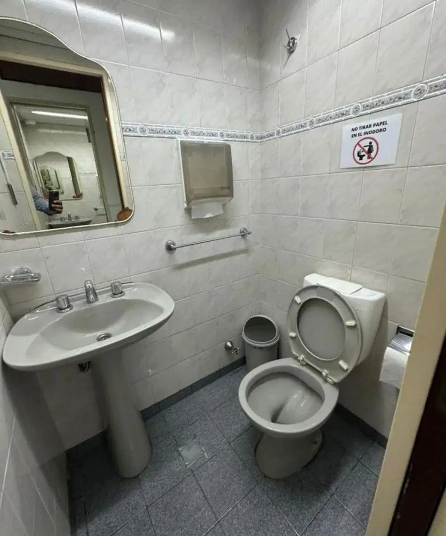 Local comercial en alquiler ubicado en Ramos Mejía 4