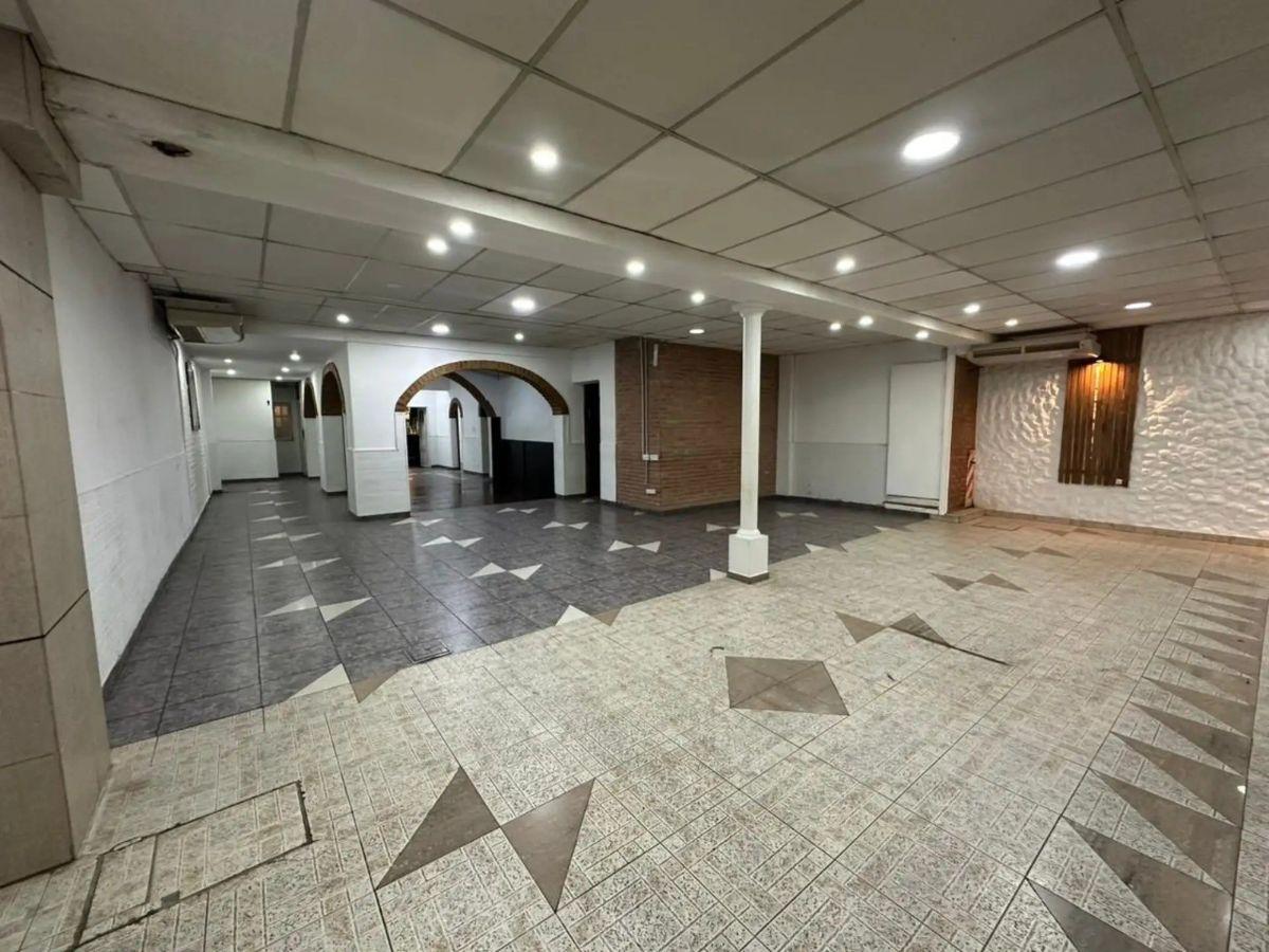 Foto de Local comercial en alquiler ubicado en Ramos Mejía, imagen 2