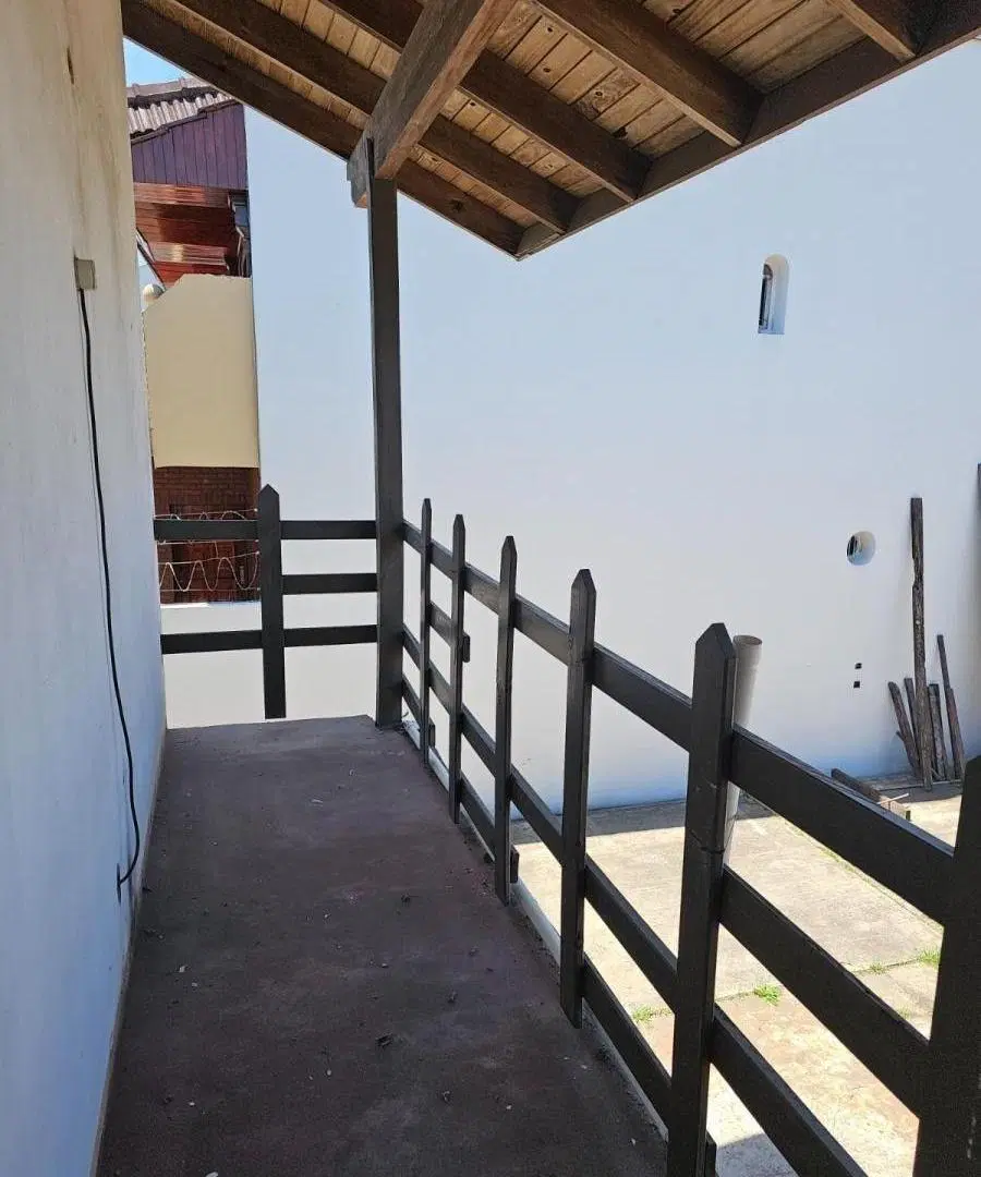 Galpón en alquiler de 575m2 ubicado en Tapiales 5