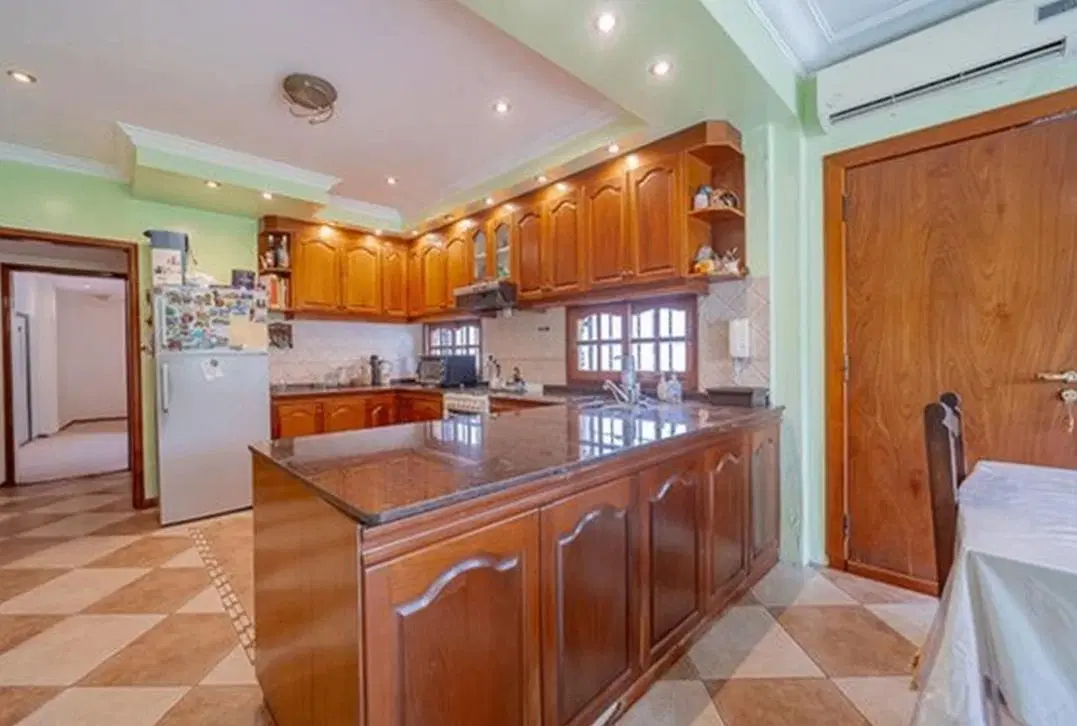 Casa en venta c/ cochera en Haedo 4