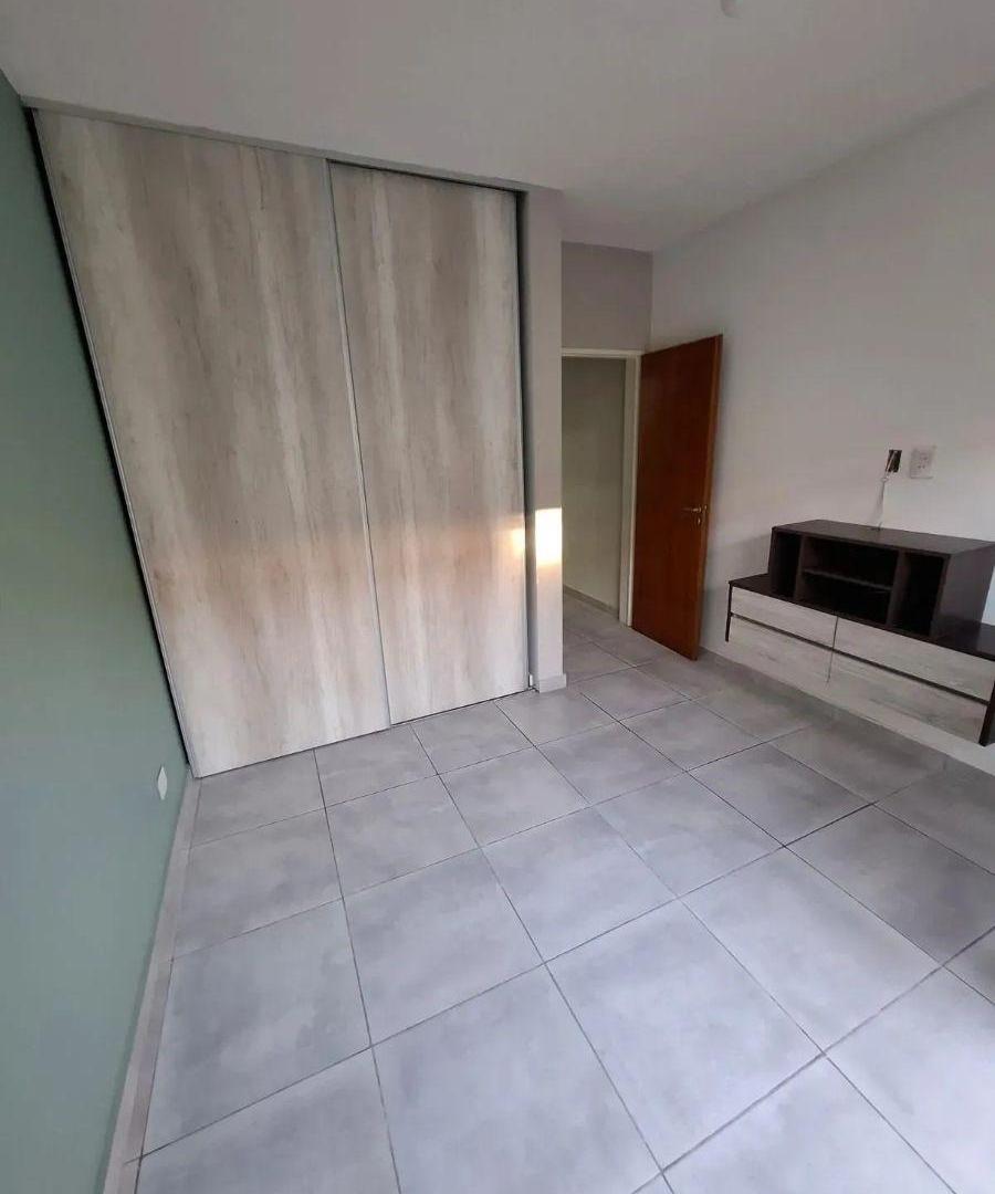 Foto de Departamento en alquiler en Villa Luzuriaga, imagen 2