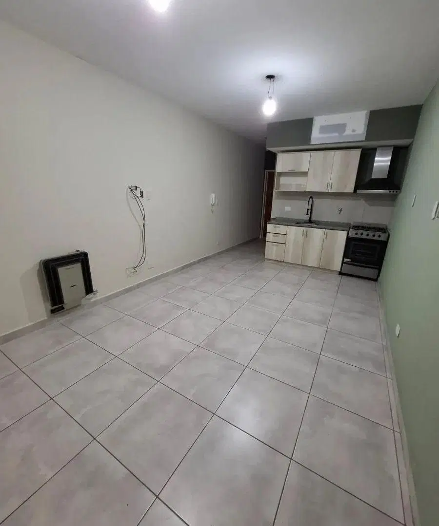 Departamento en alquiler en Villa Luzuriaga 5
