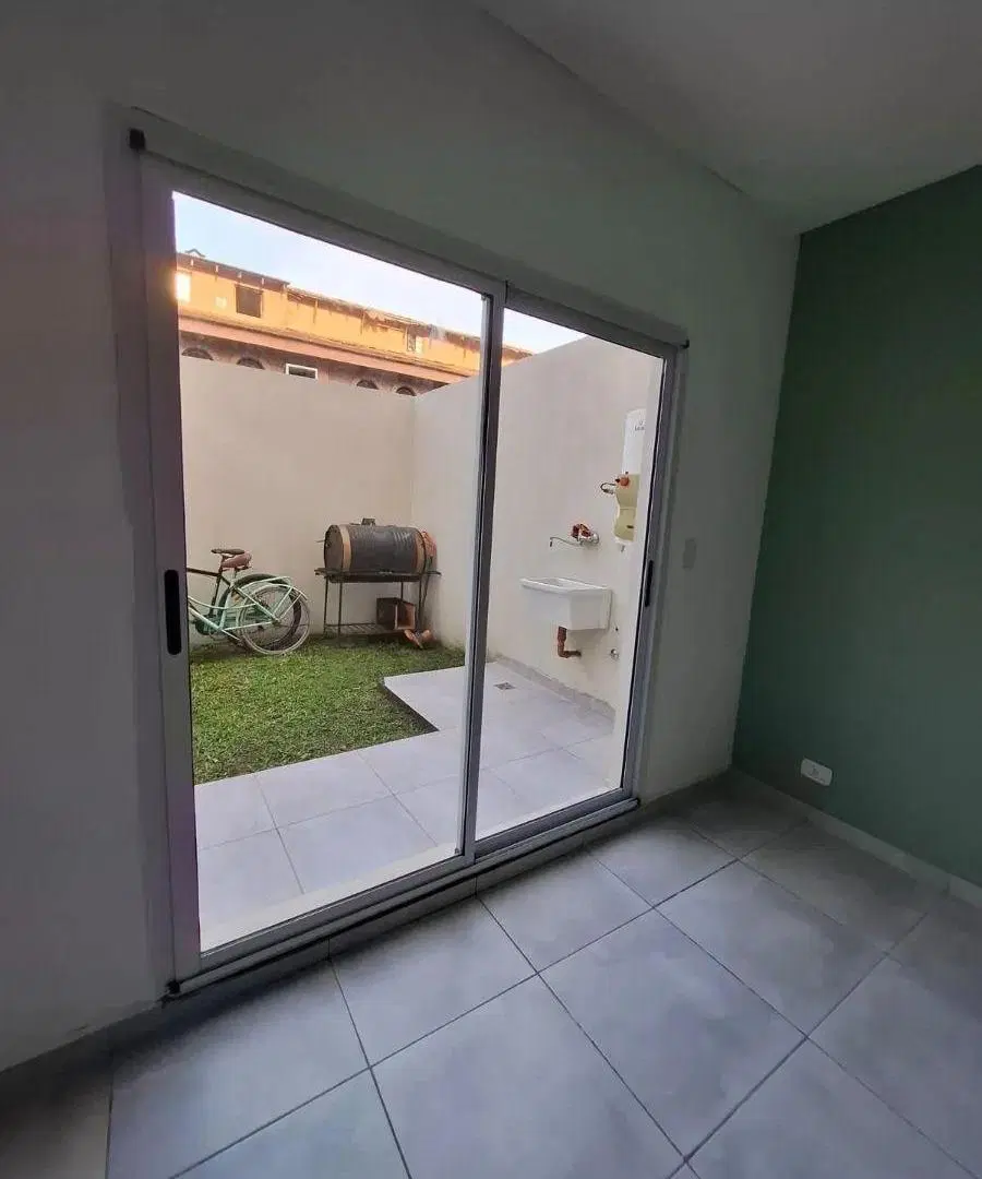 Departamento en alquiler en Villa Luzuriaga 3