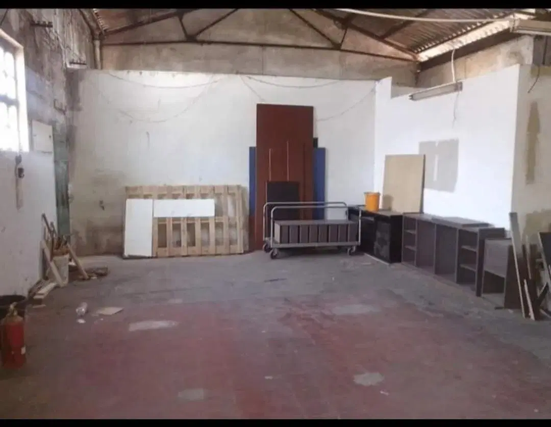 Depósito en alquiler de 500m2 ubicado en Ramos Mejía 2