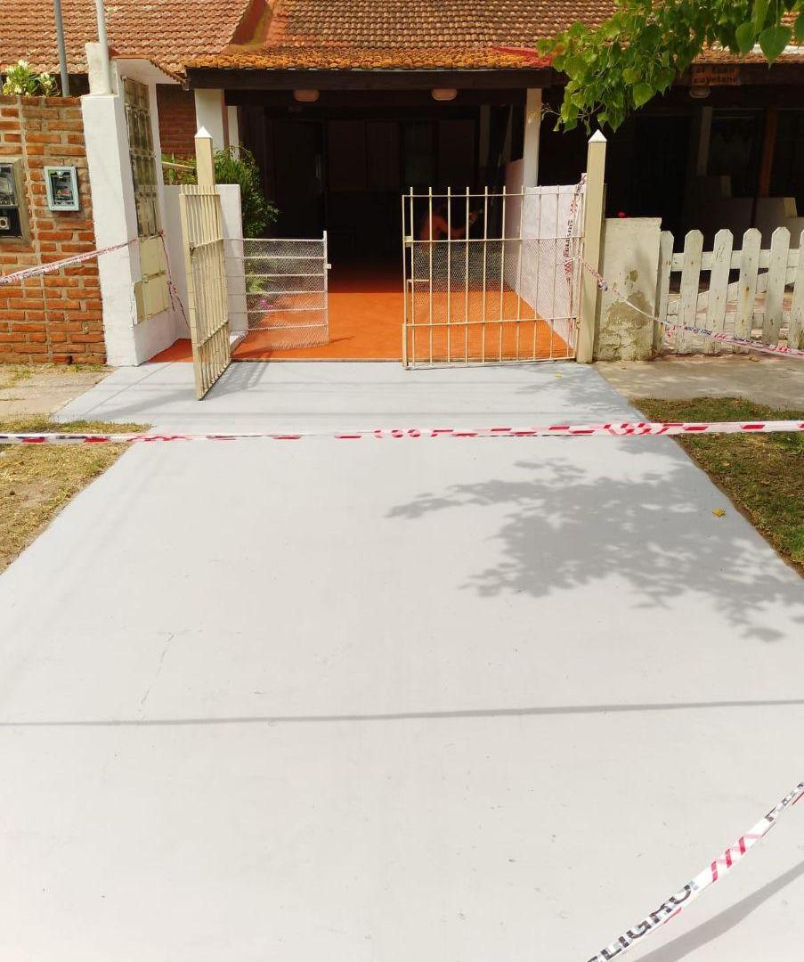 Foto de Dúplex 3 ambientes en venta con cochera y patio en Las Toninas, imagen 3