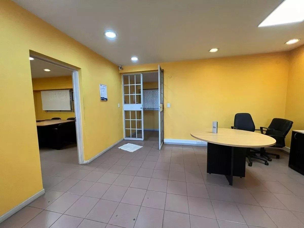 Foto de Galpón en venta de 700m2 ubicado en Castelar, imagen 2