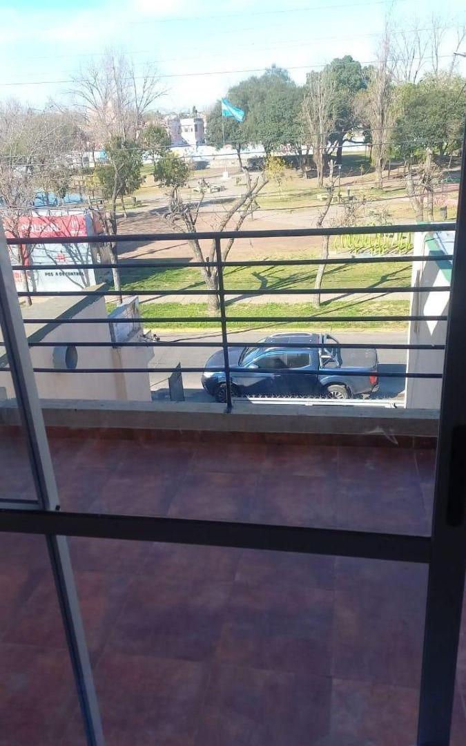 Foto de Hermoso dúplex 2 ambientes con pileta en alquiler en Castelar, imagen 3