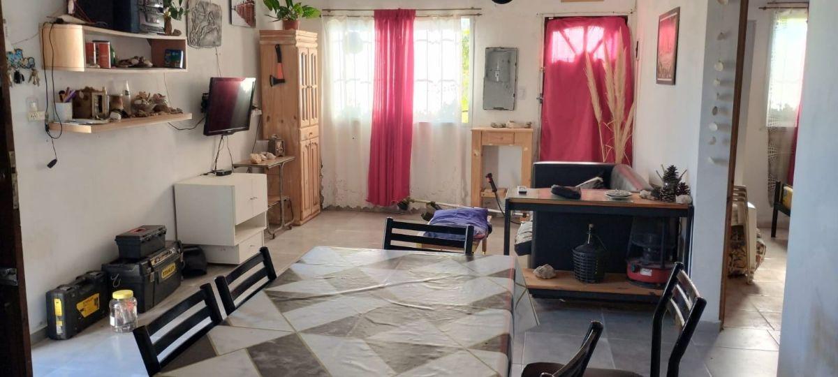 Casa en venta c/ cochera en Las Toninas