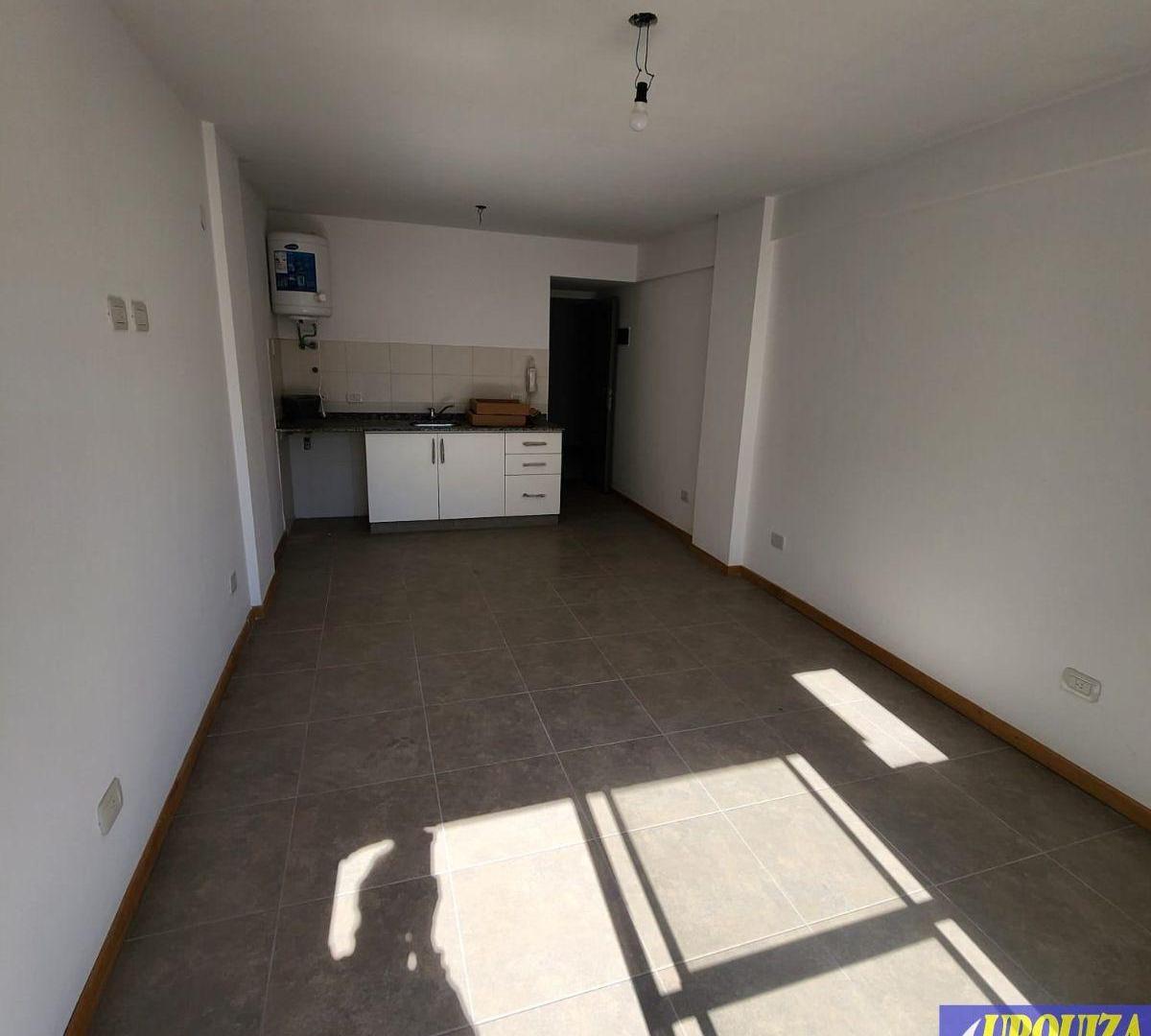 Foto de Departamento en alquiler de 1 dormitorio c/ cochera en Haedo, imagen 4