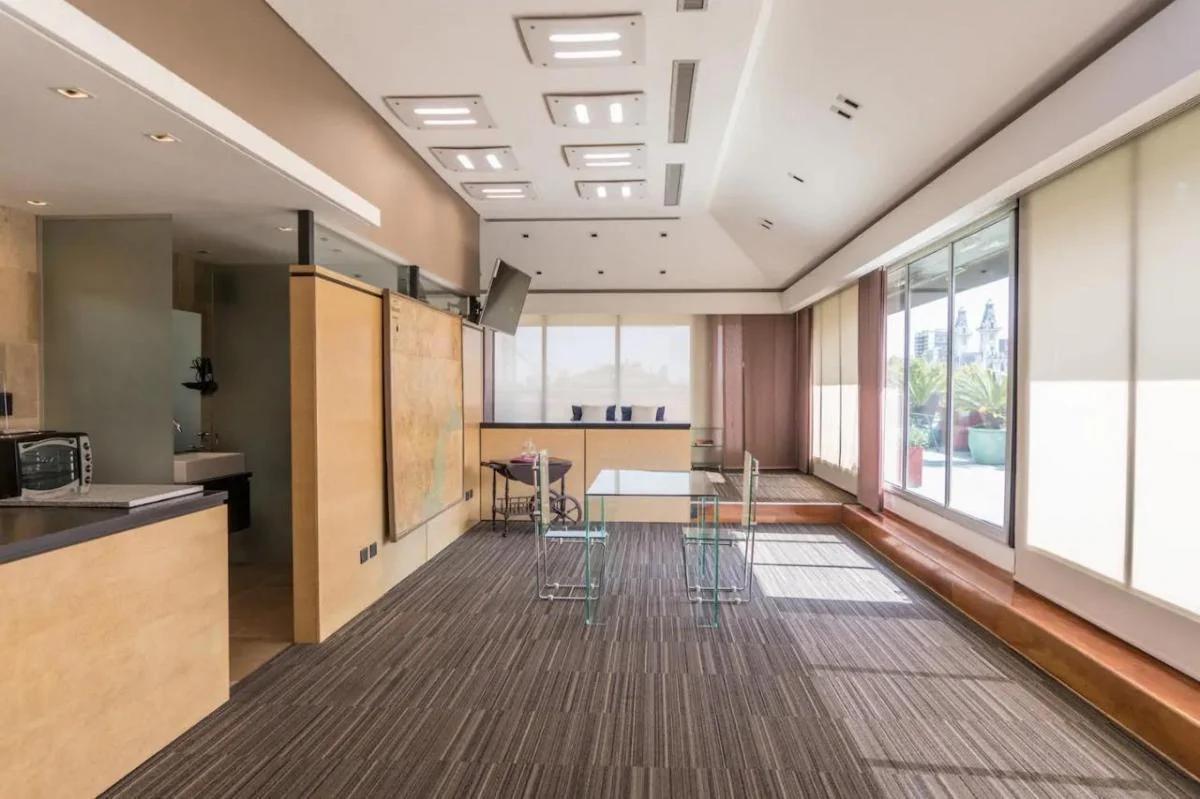 Foto de Sky Loft PM – Exclusivo Monoambiente con Terraza Panorámica en Puerto, imagen 2