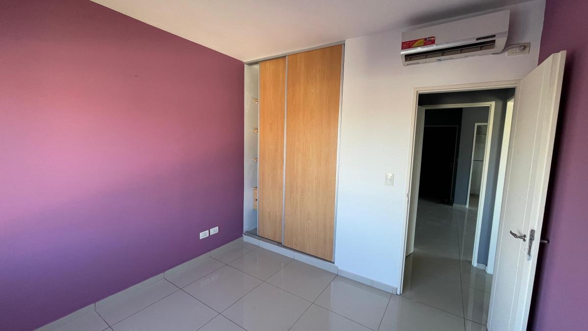 Departamento en Venta con Cochera - Excelente Ubicación Moreno - Torres Moreno 1