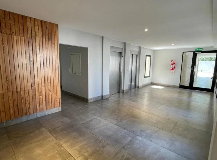 Alquiler Monoambiente en Moreno – Excelente ubicación, uso profesional 2