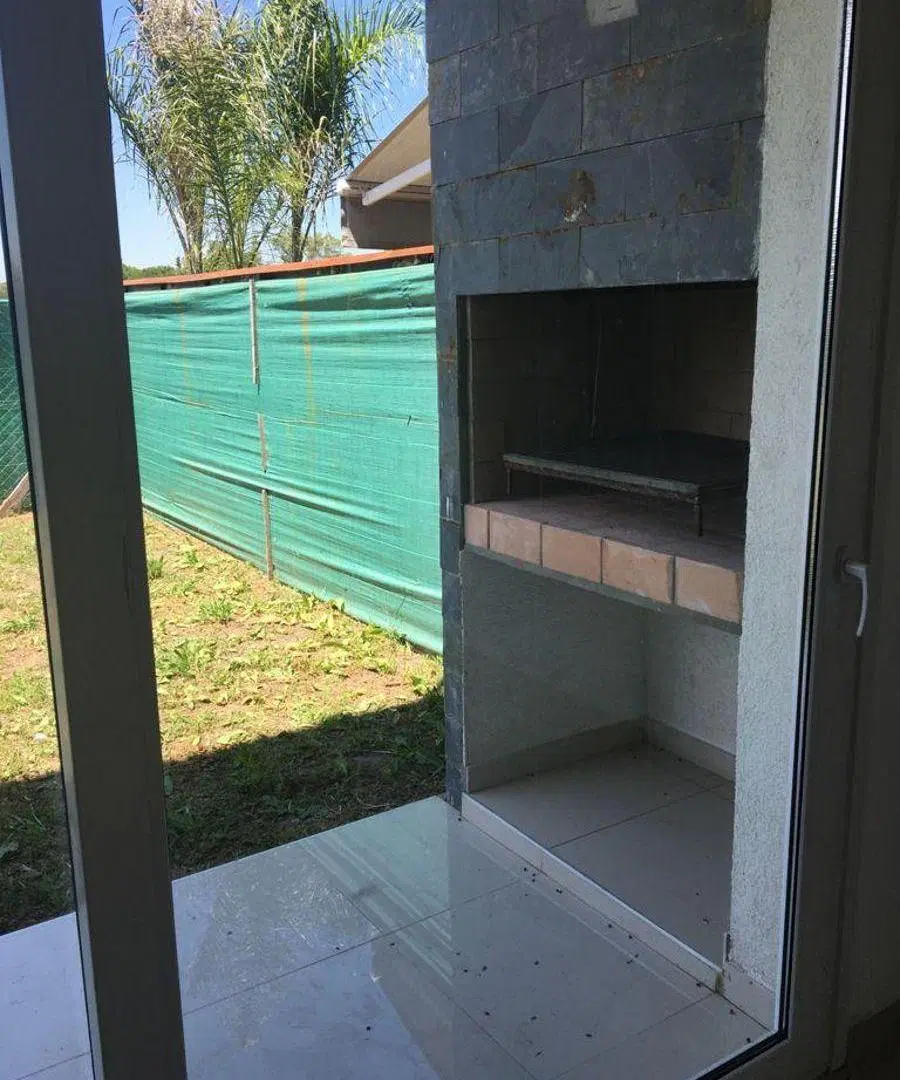 Excelente Dúplex Moderno Con Parrilla Y Jardín - Alquiler En Spring Park Pilar 2