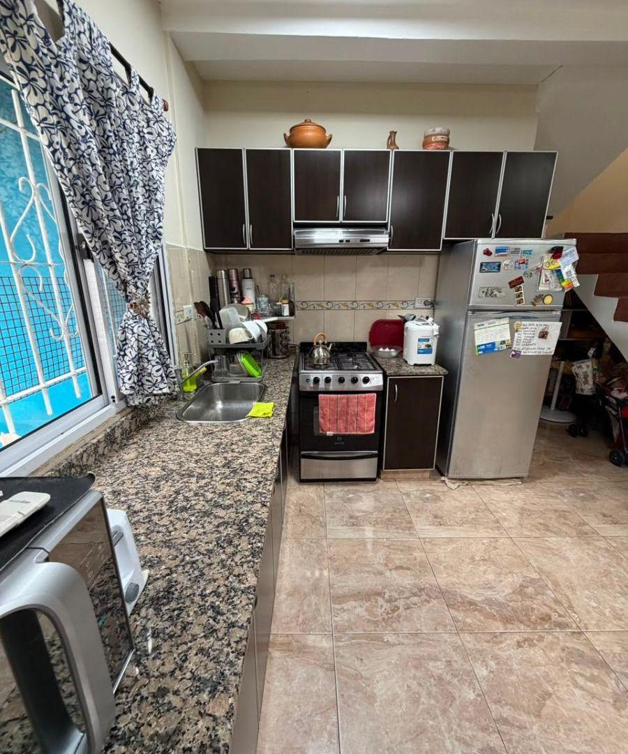 Foto de Venta Casa 4 Amb Moreno La Reja Lote 471m2, imagen 4
