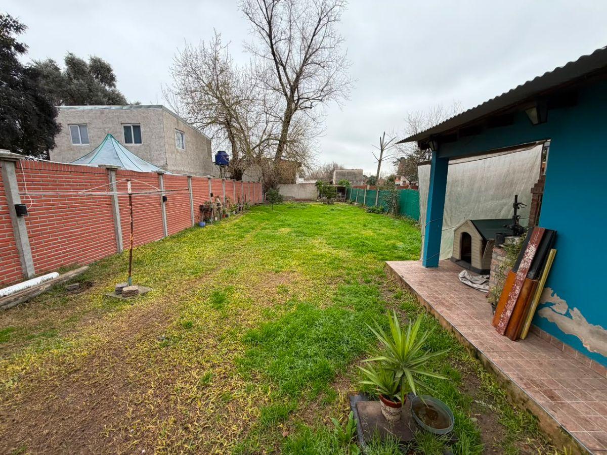 Foto de Venta Casa 4 Amb Moreno La Reja Lote 471m2, imagen 5