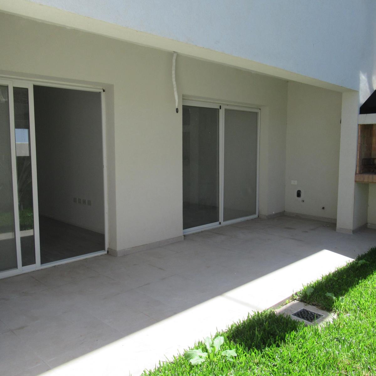 Departamento A Estrenar PB, 3 Ambientes Jardín Y Parrilla, Condominio Pilar Km50
