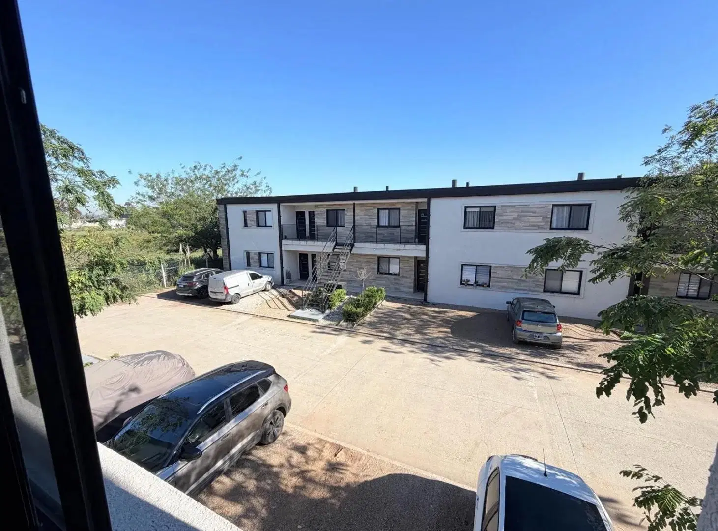 Departamento 2 Dormitorios En Primer Piso , Cochera, Barrio Cañada Village Pilar 2