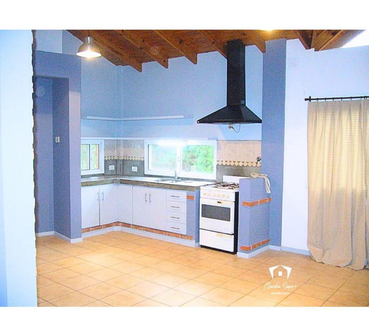 Foto de Casa en alquiler 4 ambientes, 3 dormitorios, suite, escritorio, cochera, imagen 5