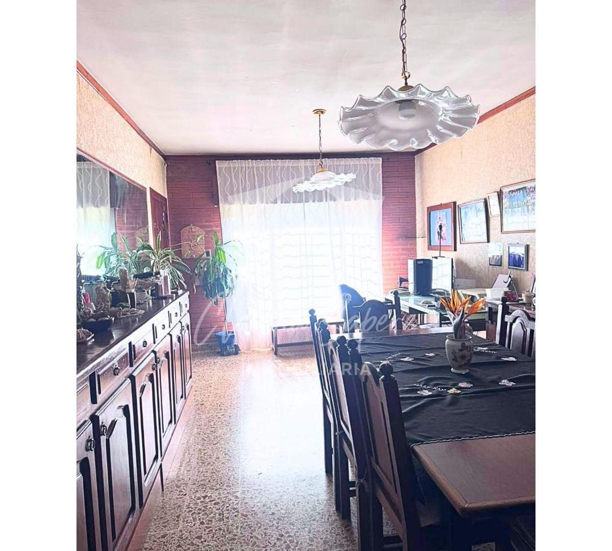 Foto de Casa en Venta Villa Morra Pilar 2 Dormitorios + Local + Pileta +, imagen 1