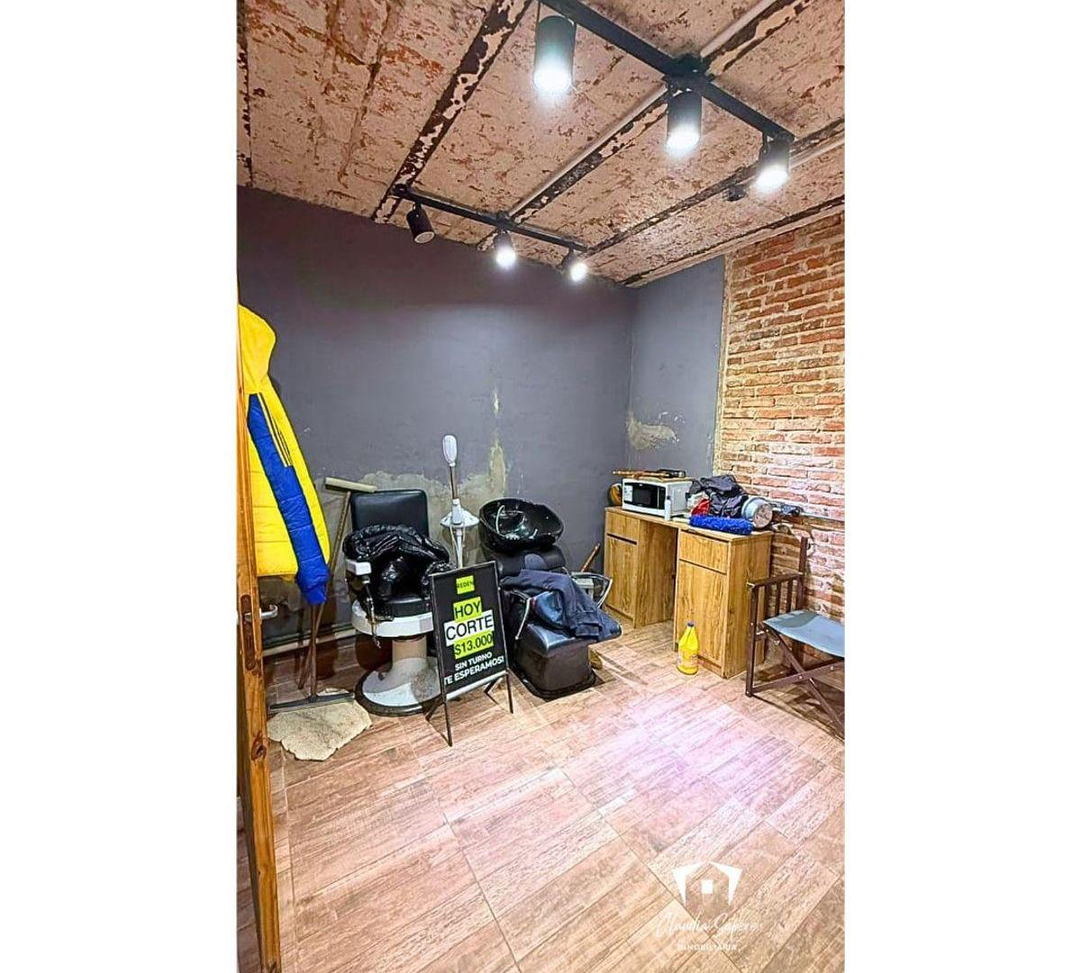 Foto de Esquina en Venta Manuel Alberti Pilar | Local + Galpón + Departamento |, imagen 2