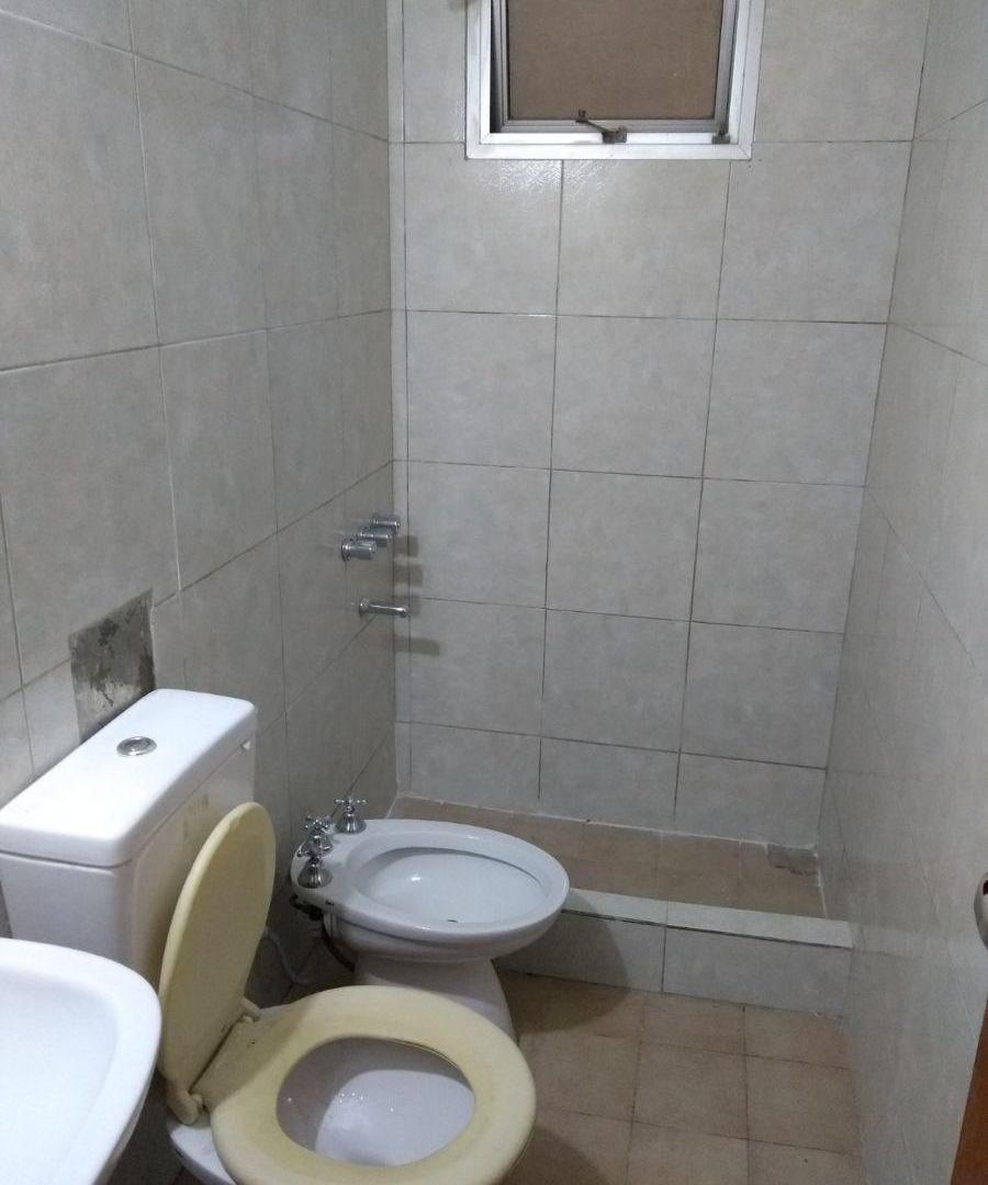 Foto de VENDO - IDEAL RENTA DPTO 1 DORM PLANTA BAJA Y PATIO!!!, imagen 1