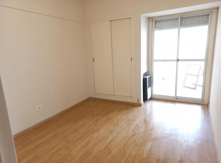 Dueño alquilo muy lindo 2 ambientes en piso 3 con gran terraza 4
