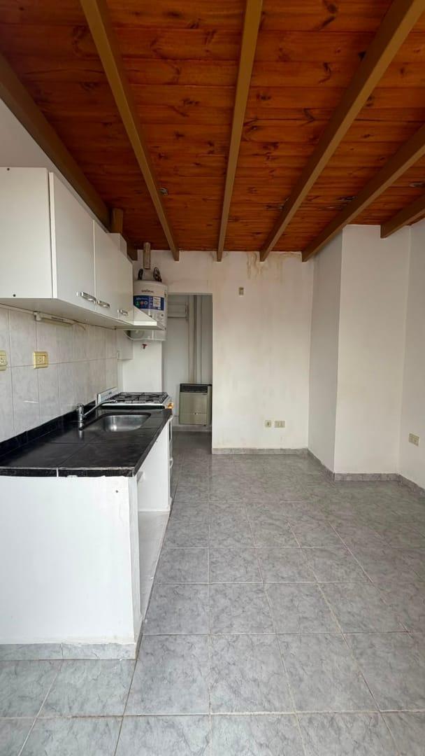 Departamento en ALQUILER - 1 dorm. calle Saavedra y Bernal, VIEDMA