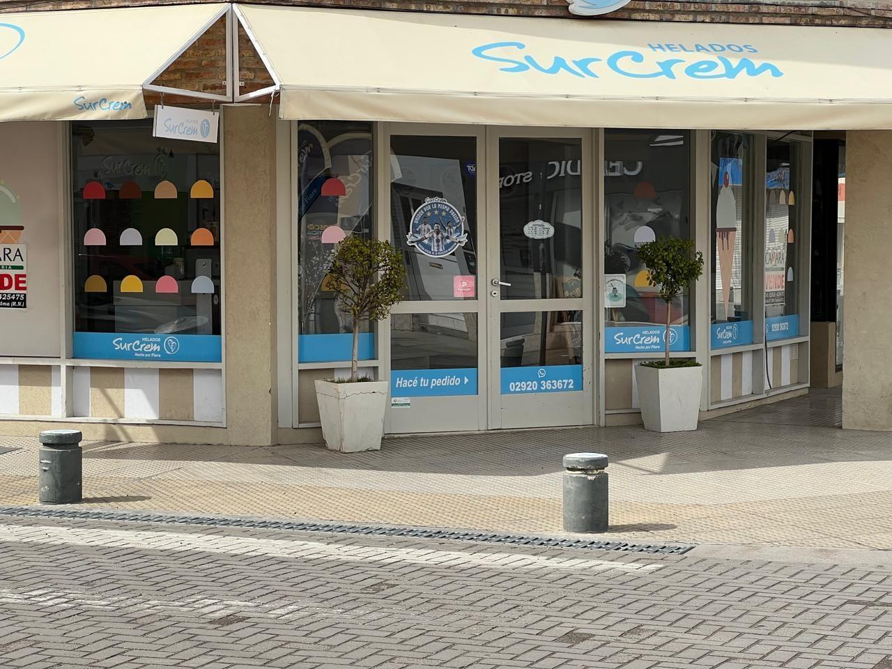Foto de Local Comercial - Colón y Maestro Aguiar, centro Viedma - 47m², imagen 2