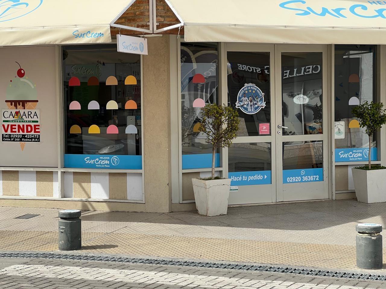 Foto de Local Comercial - Colón y Maestro Aguiar, centro Viedma - 47m², imagen 3