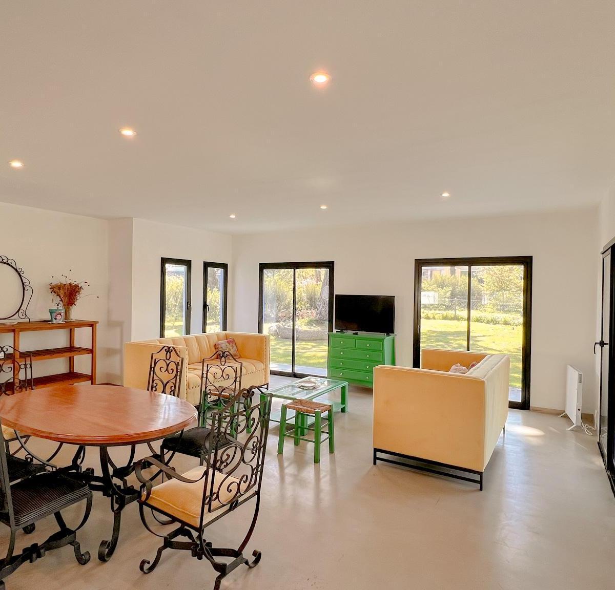 Venta de Casa de 5 Ambientes, Barrio Barracas de San Benito, Chapadmalal 4