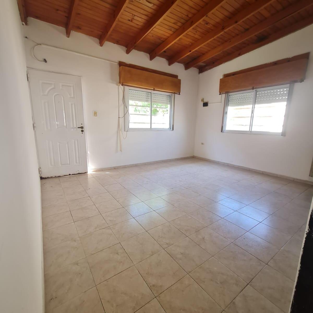 Foto de CASA en 115 entre 523 y 524, imagen 4