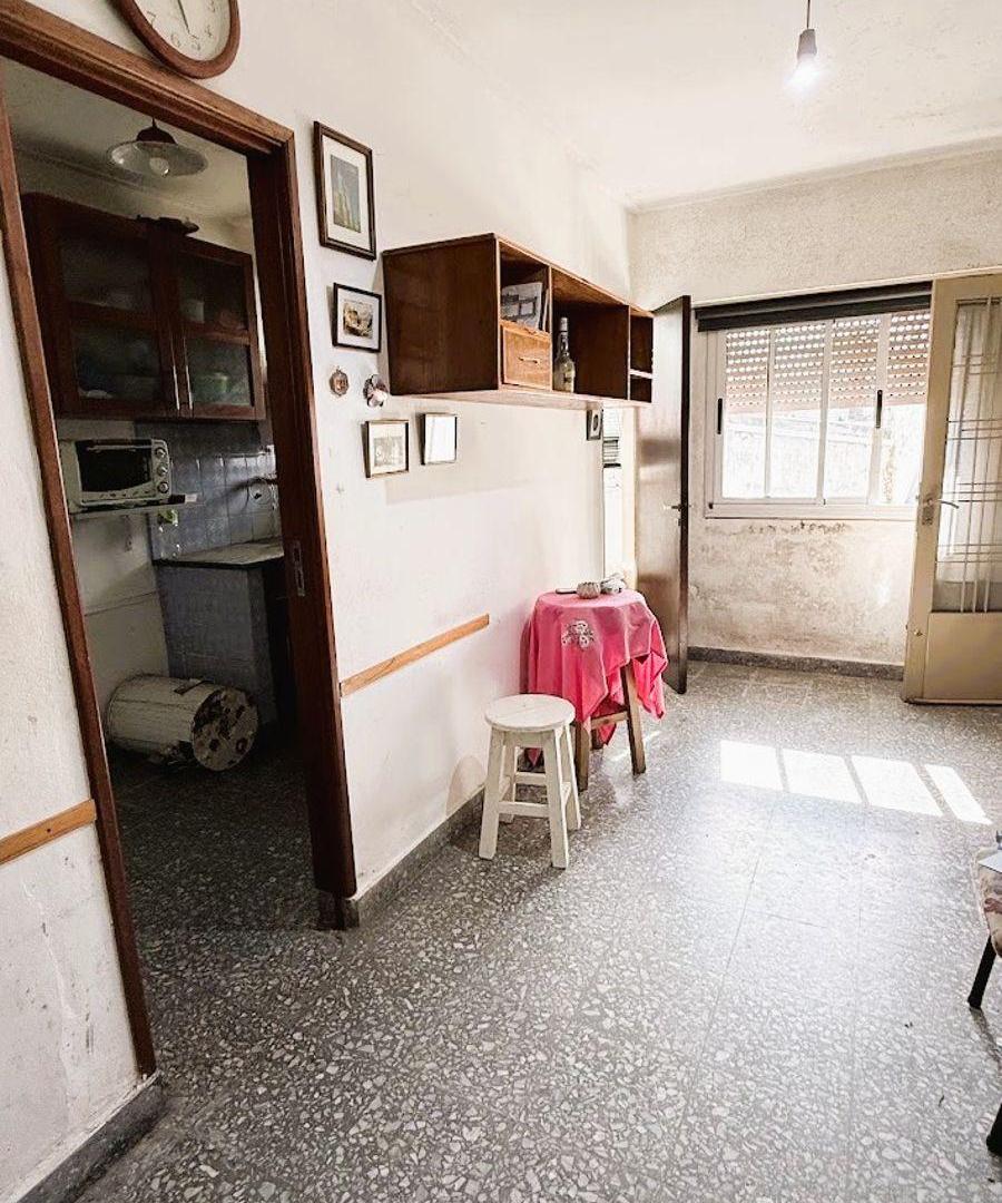 Foto de DEPARTAMENTO EN VENTA 2 AMB AL FRENTE, IDEAL INVERSIÓN |, imagen 4