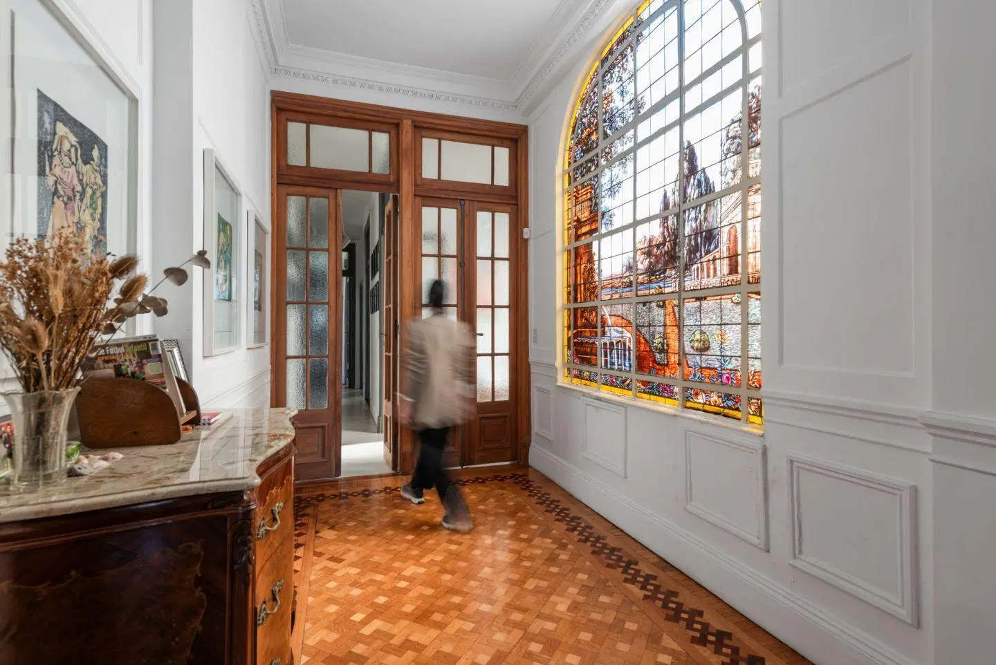 Departamento 6 ambientes en venta, con balcón y terraza. 4