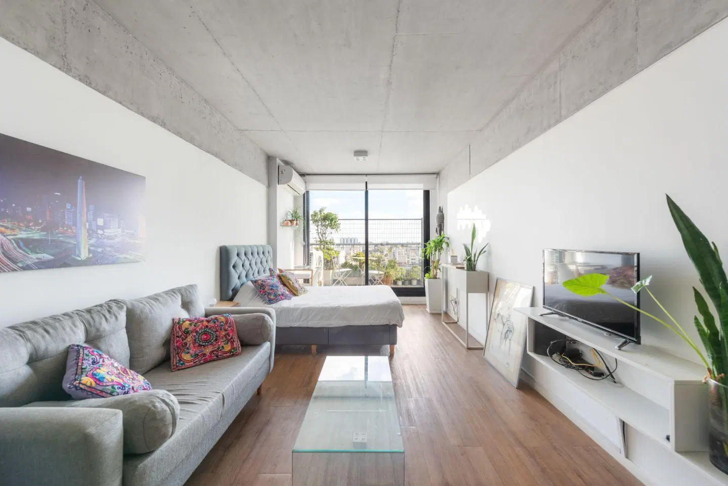 Departamento monoambiente. | IRIGOYEN, BERNARDO DE al 1400 2