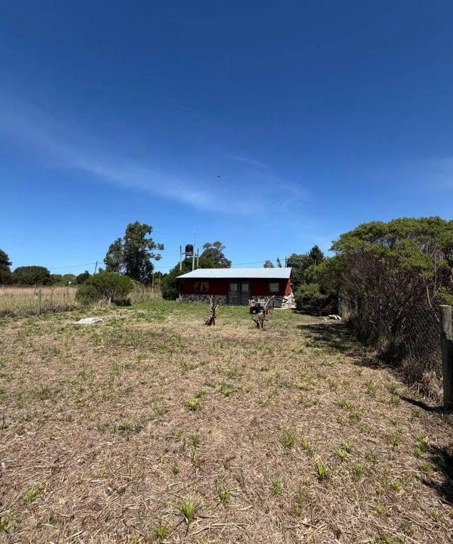 Casa estilo cabaña de 2 Ambientes en Chapadmalal con gran terreno 4