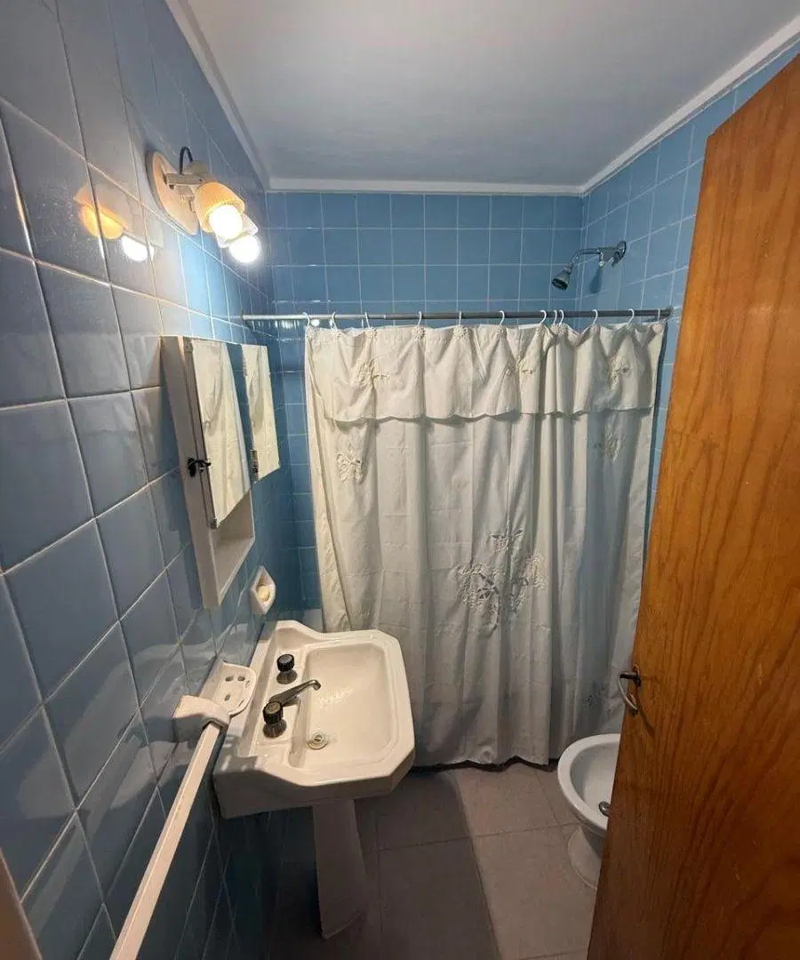 Departamento en Venta en Zona Güemes! 2 Ambientes con 2 Balcones a la Calle 2