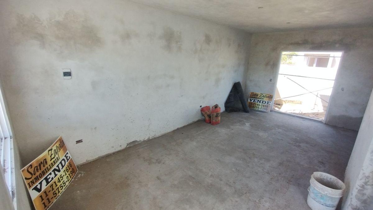 Foto de CHALET SEMI INDEPENDIENTE 3 DORMITORIOS 4 AMBIENTES A ESTRENAR VENDE, imagen 1