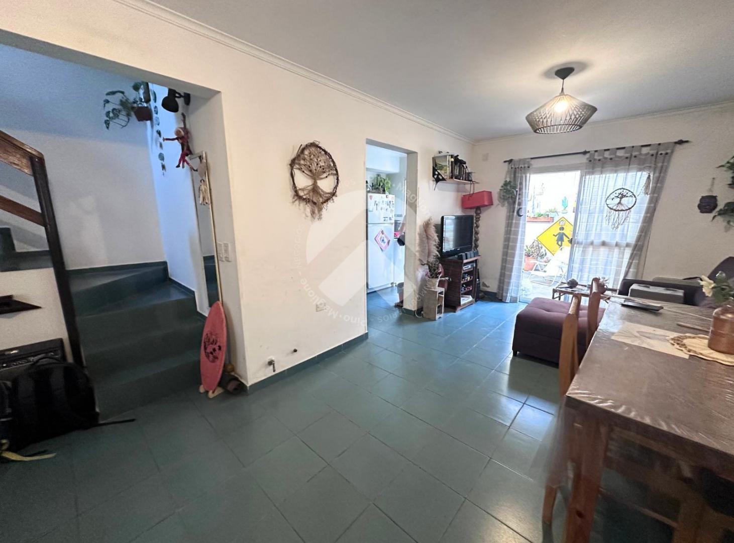 DUPLEX 2 DORM. CON PATIO