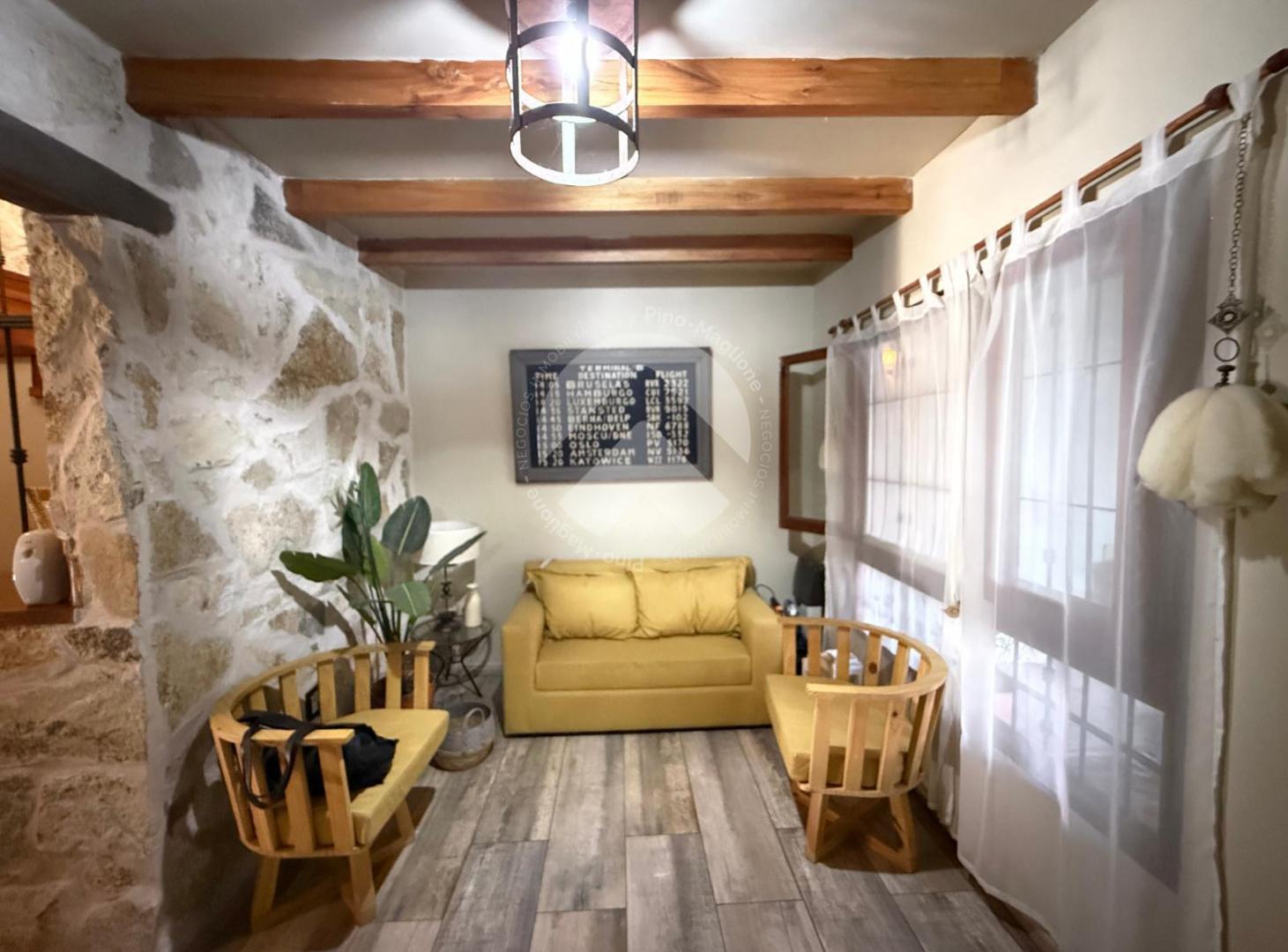 Foto de CASA DE REVISTA A UNA CUADRA DE ARISTOBULO, imagen 5