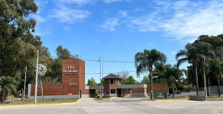 Lote 600m² en Country Los molinos 5