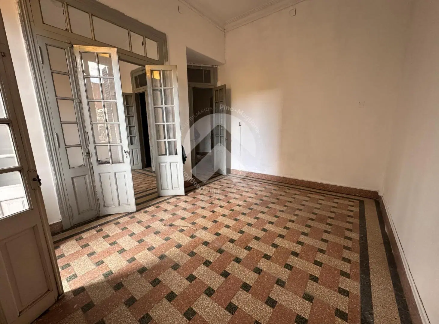 CASA CON LOCAL  - IDEAL DESARROLLO 5