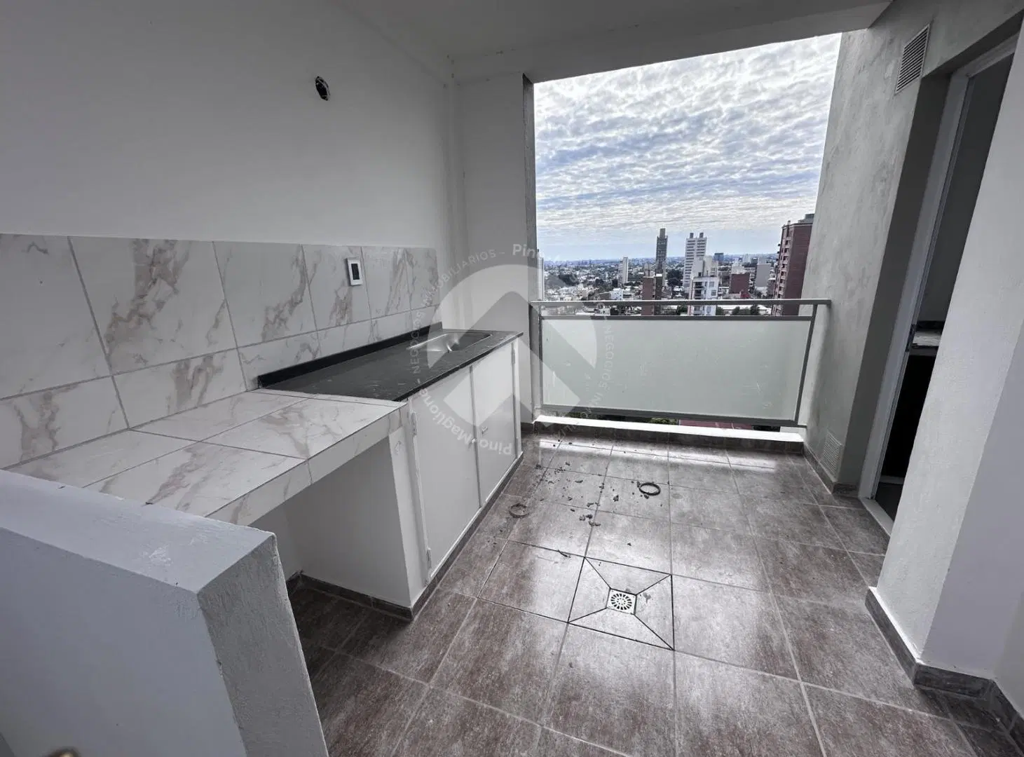 PISO 3 DORM CON TERRAZA PROPIA A ESTRENAR 4