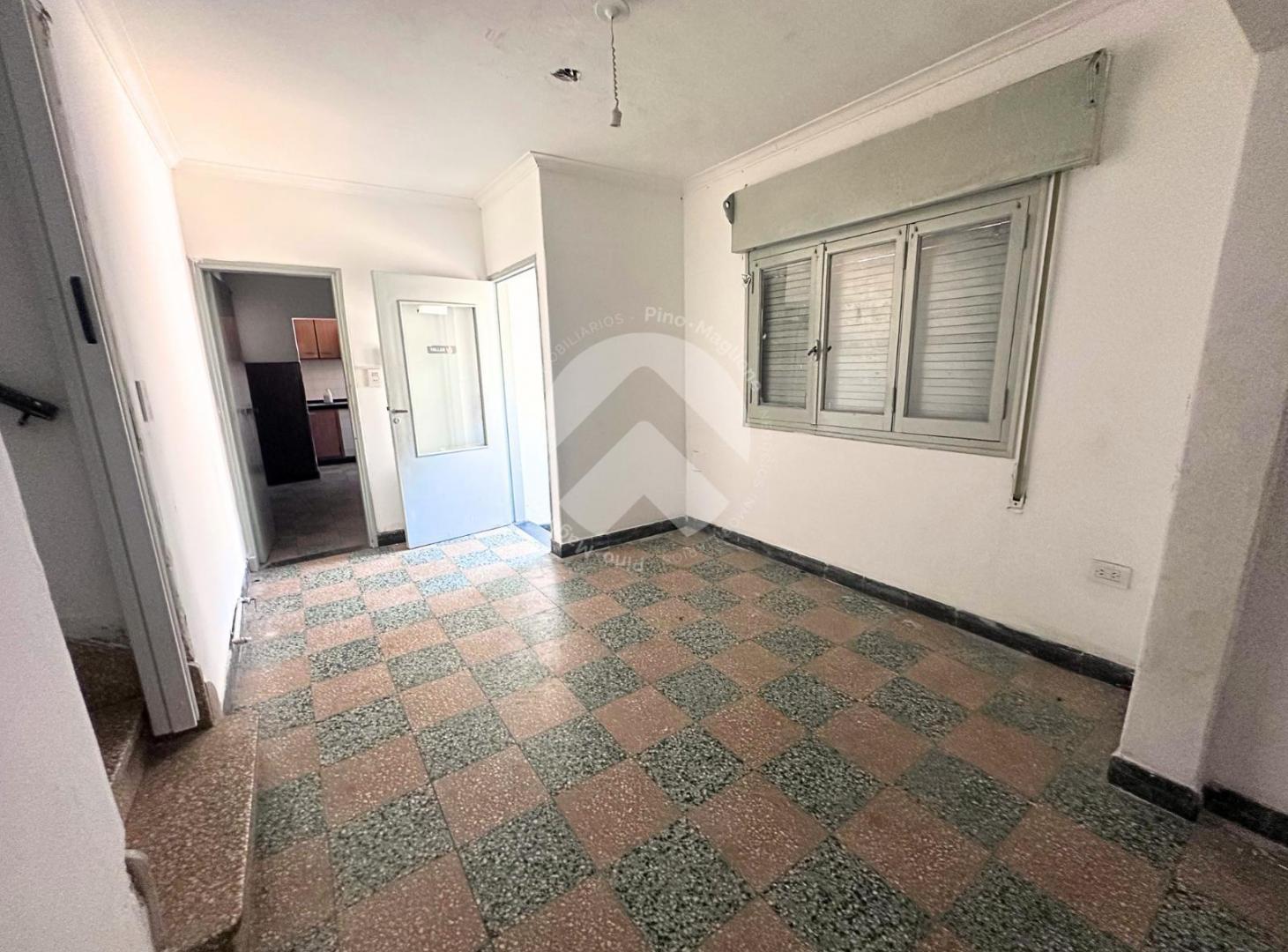 Foto de CASA DE 3 DORMITORIOS Y COCHERA EN BARRIO RECOLETA, imagen 5