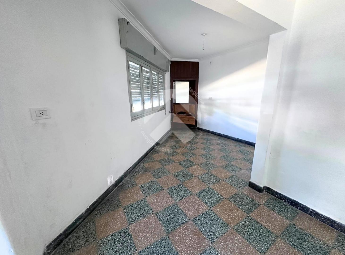 Foto de CASA DE 3 DORMITORIOS Y COCHERA EN BARRIO RECOLETA, imagen 3