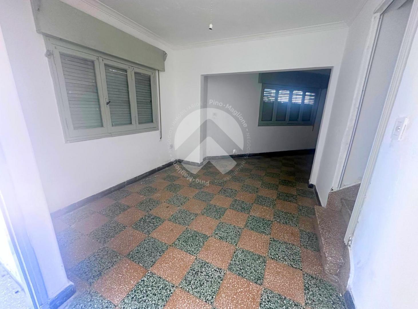 Foto de CASA DE 3 DORMITORIOS Y COCHERA EN BARRIO RECOLETA, imagen 4